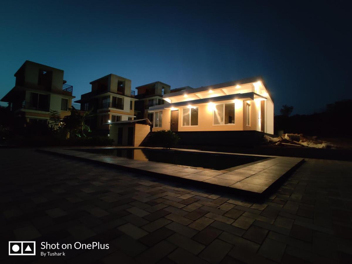 Royal Meadows Igatpuri 2Bhk Poolside Villa Exterior foto