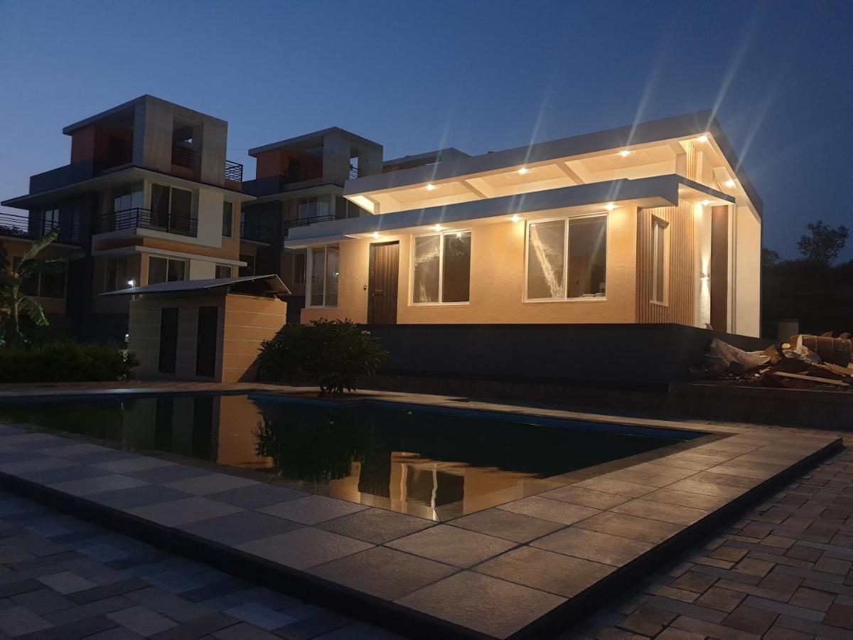Royal Meadows Igatpuri 2Bhk Poolside Villa Exterior foto