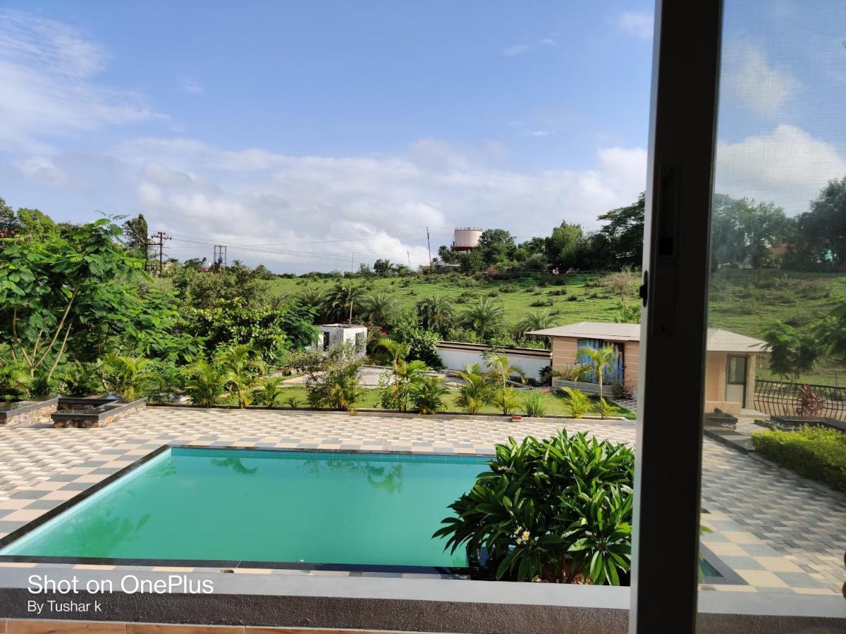 Royal Meadows Igatpuri 2Bhk Poolside Villa Exterior foto